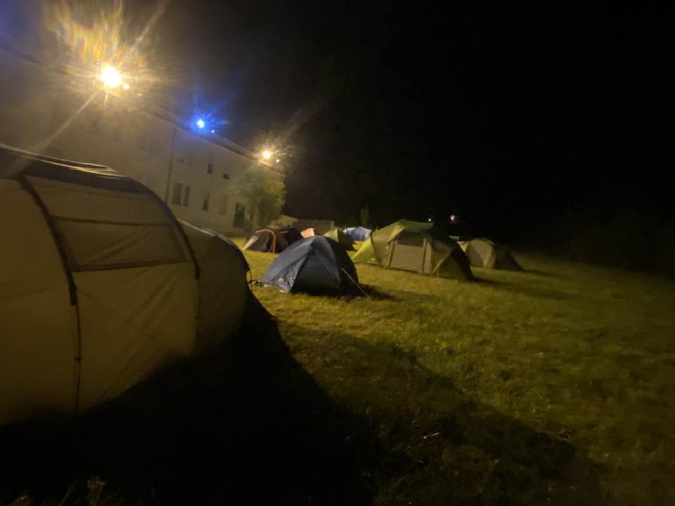 Tendopoli al Chiaro di Luna